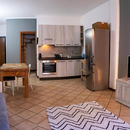 Appartamento La Casa Di Ale Lecco Esterno foto