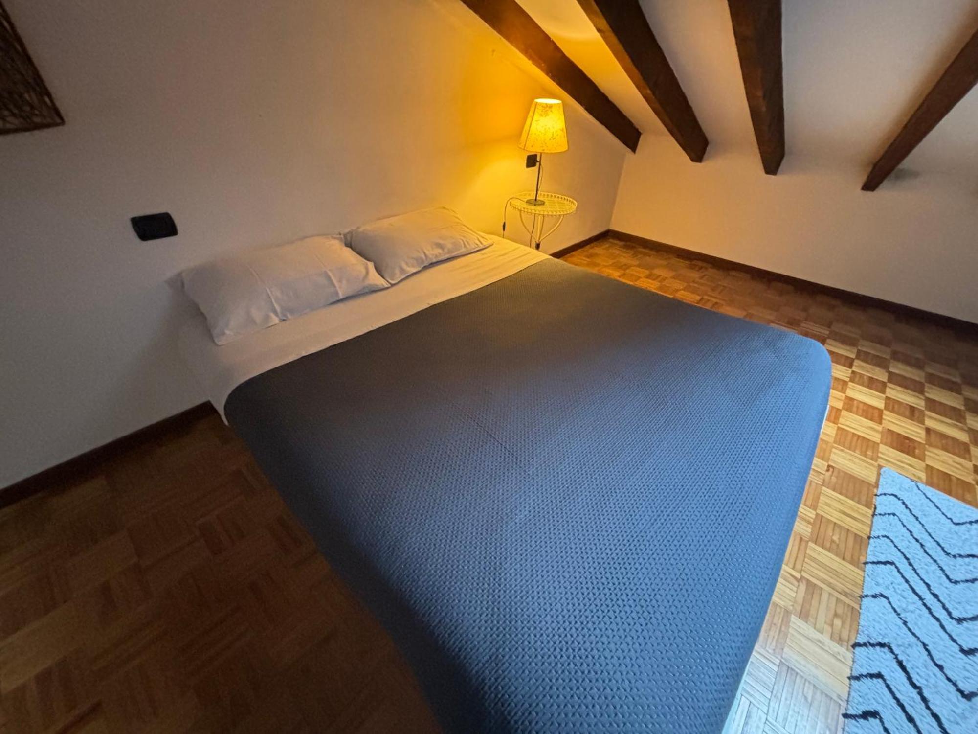 Appartamento La Casa Di Ale Lecco Esterno foto