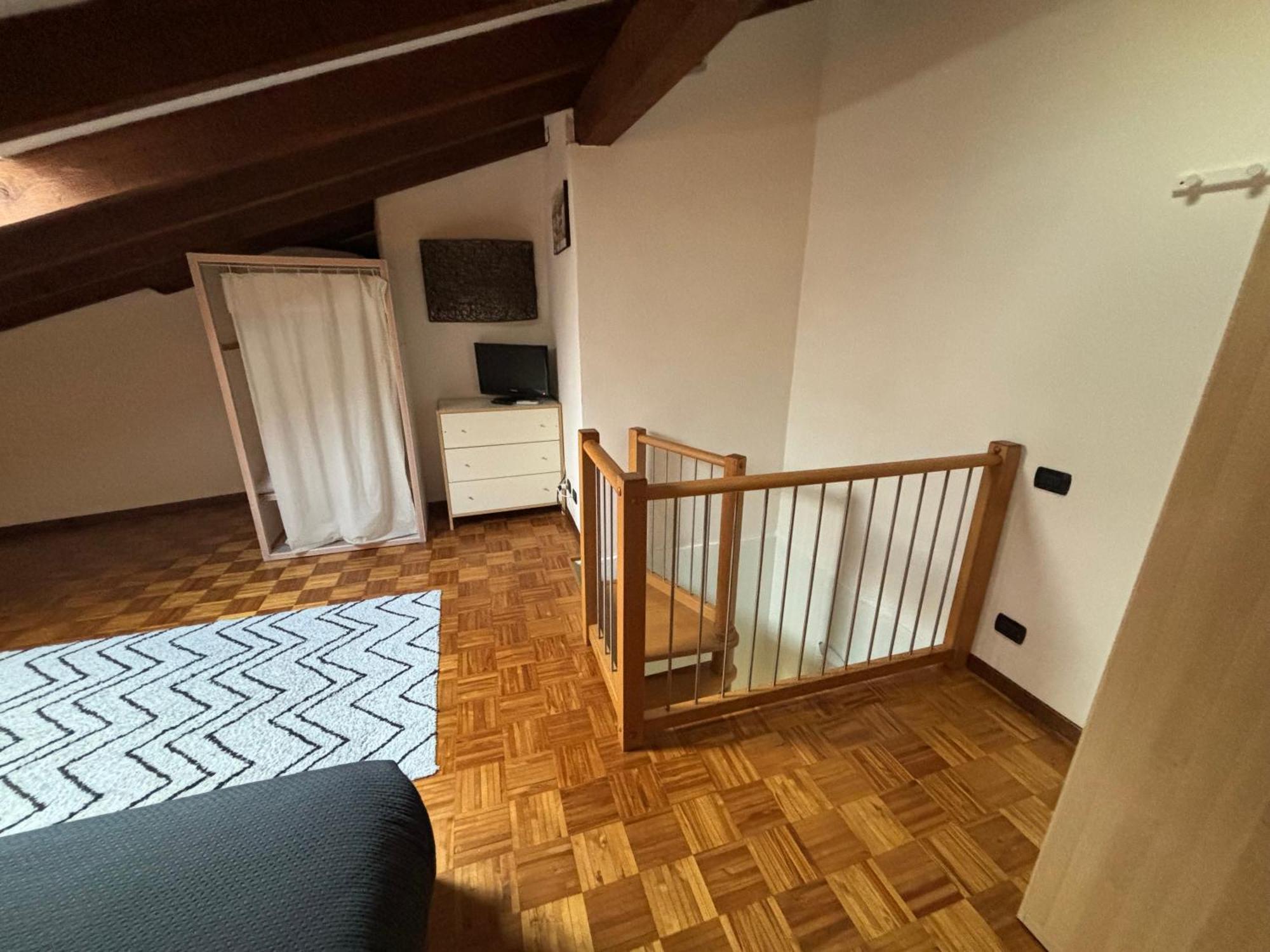 Appartamento La Casa Di Ale Lecco Esterno foto
